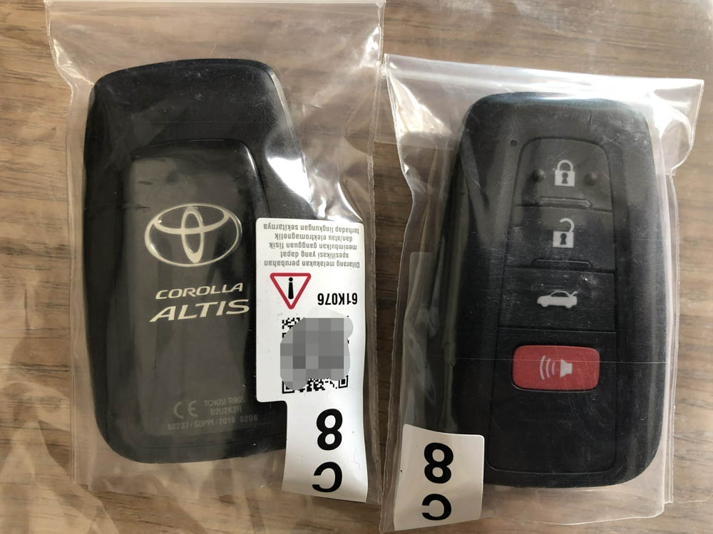 4A Chip TOYOTA Corolla ALTIS Smart Key 4 Buttons 434.42mhz FCC ID B2U2K2R - Image 2